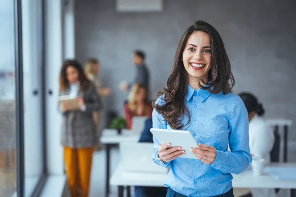 Digital Commerce Women10