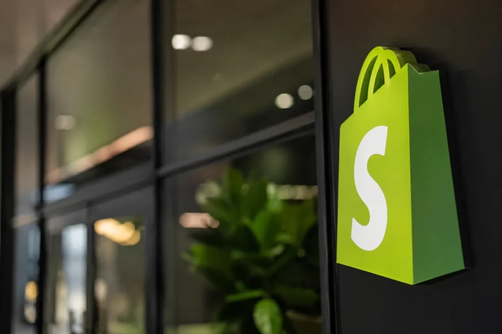 Shopify amplÃa recompra de acciones a 5,000 mdd y refuerza confianza en su crecimiento 1 Shopify
